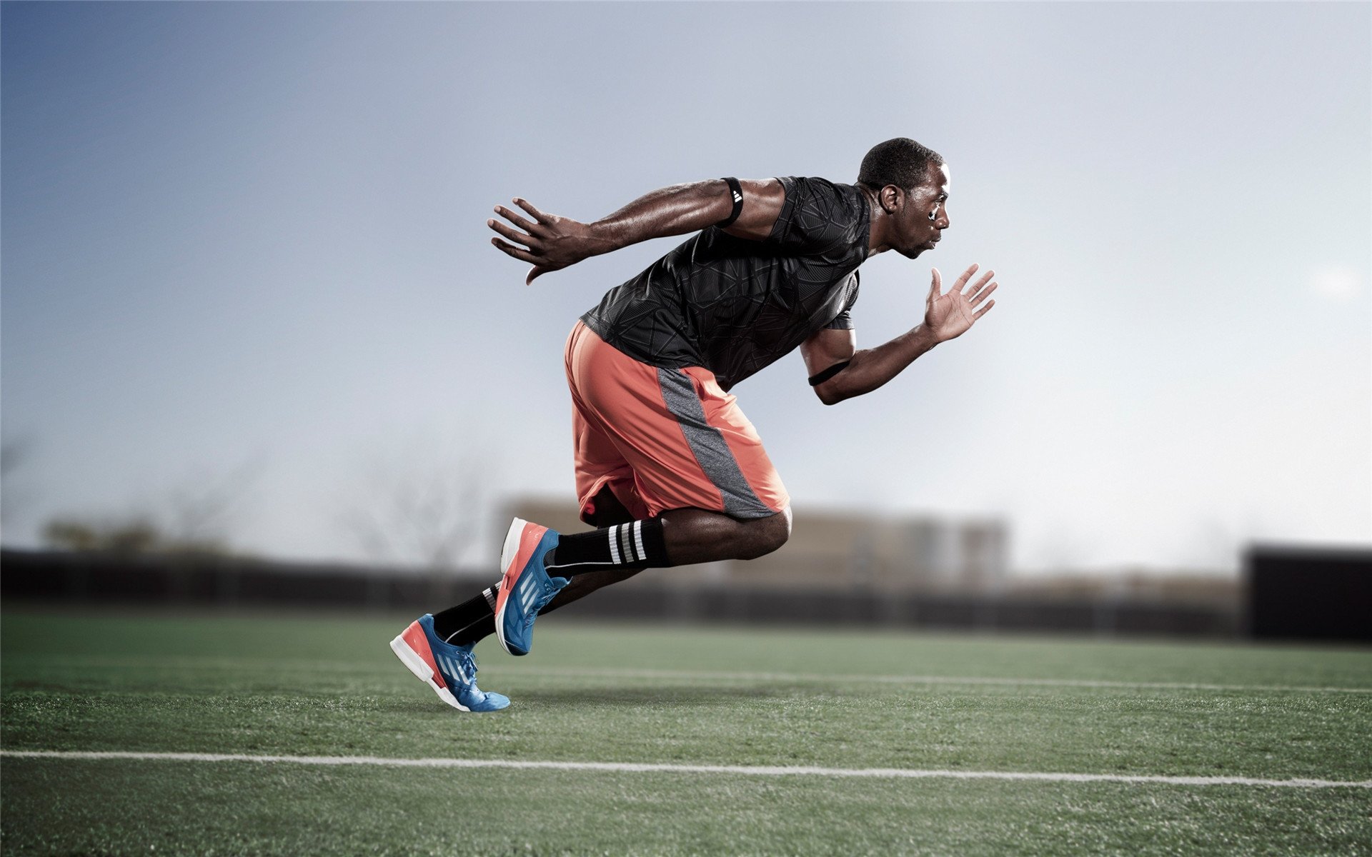 “青少年足球全民参与，推动全民健身热潮”，青少年足球推广方案